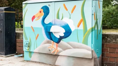 Artists sought for town centre mural trail